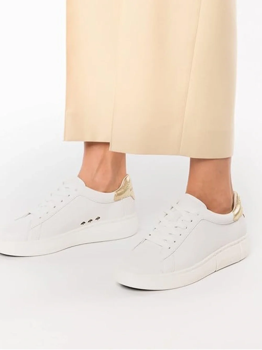 MSRP $99 Kate Spade New York Women's Lift Crystal Lace Up Sneaker Size 6.5 EUC